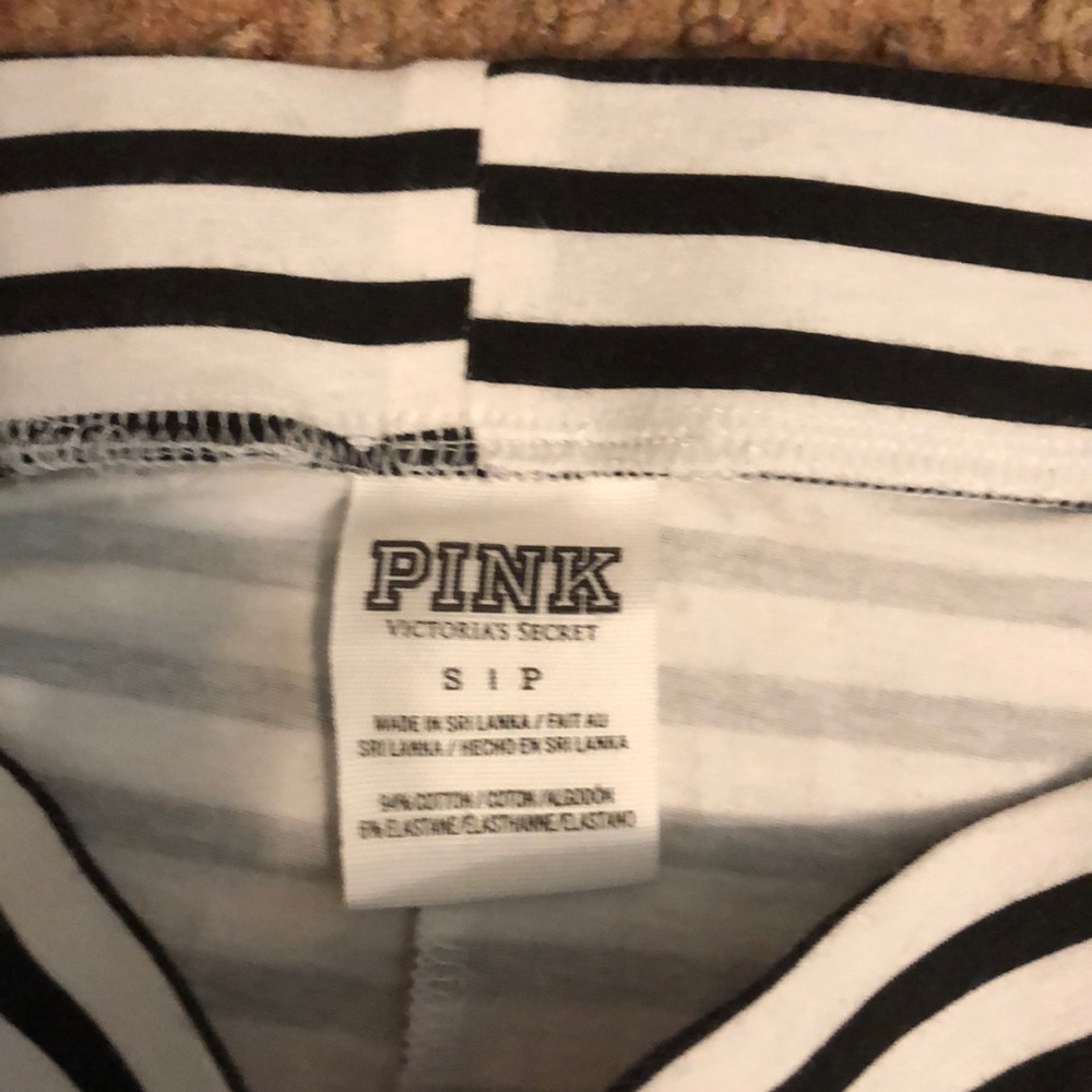 Skirt - Picture 2 of 3